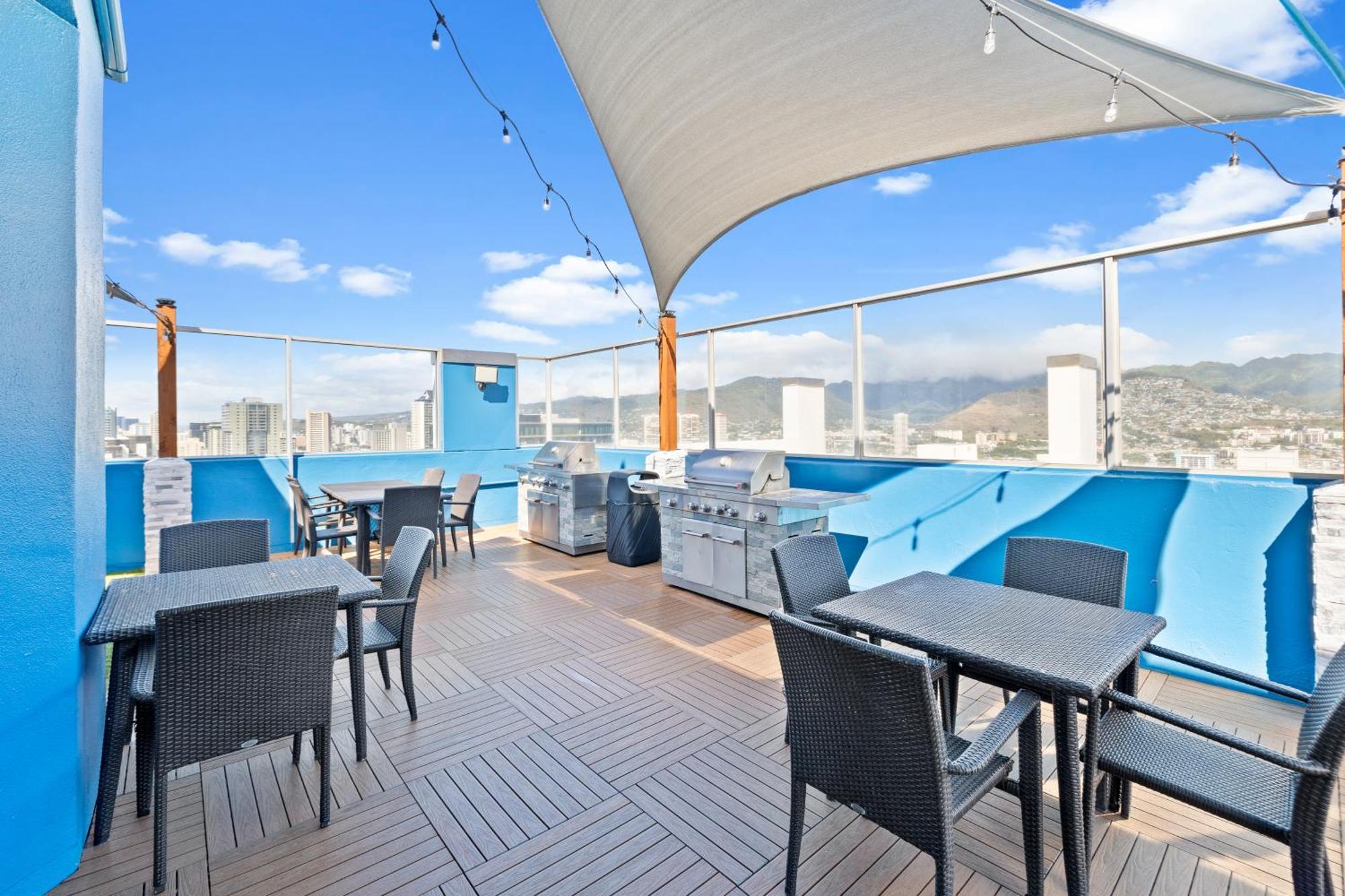 Cozy 1br With Great Ocean Views - 3 Mins To Waikiki Beach! * Honolulu