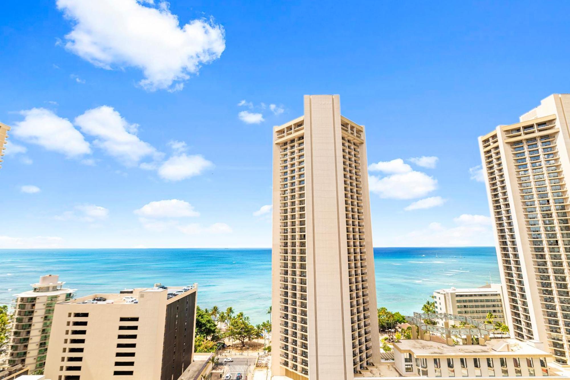 Cozy 1br With Great Ocean Views - 3 Mins To Waikiki Beach! Apartment Honolulu