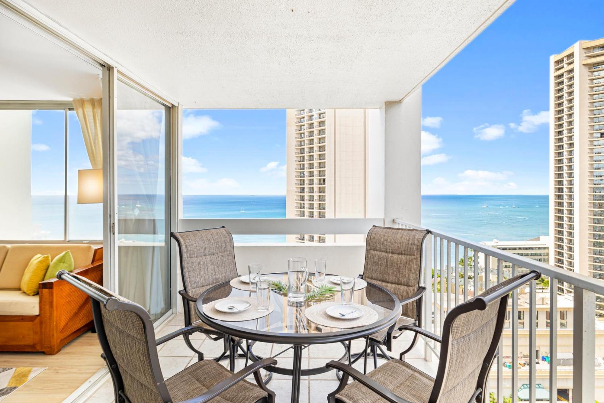 Cozy 1br With Great Ocean Views - 3 Mins To Waikiki Beach! Honolulu