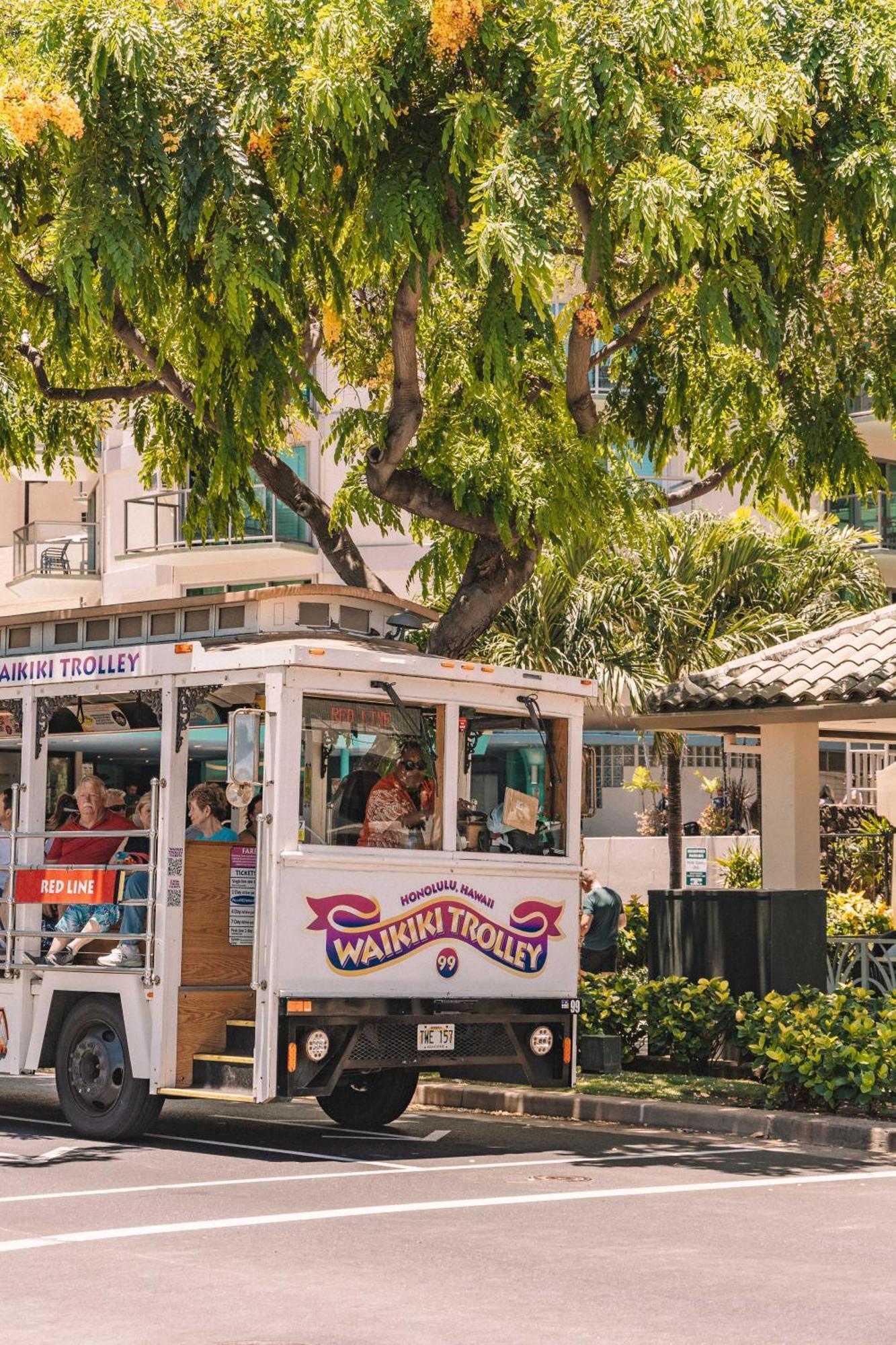 Cozy 1br With Great Ocean Views - 3 Mins To Waikiki Beach! Honolulu